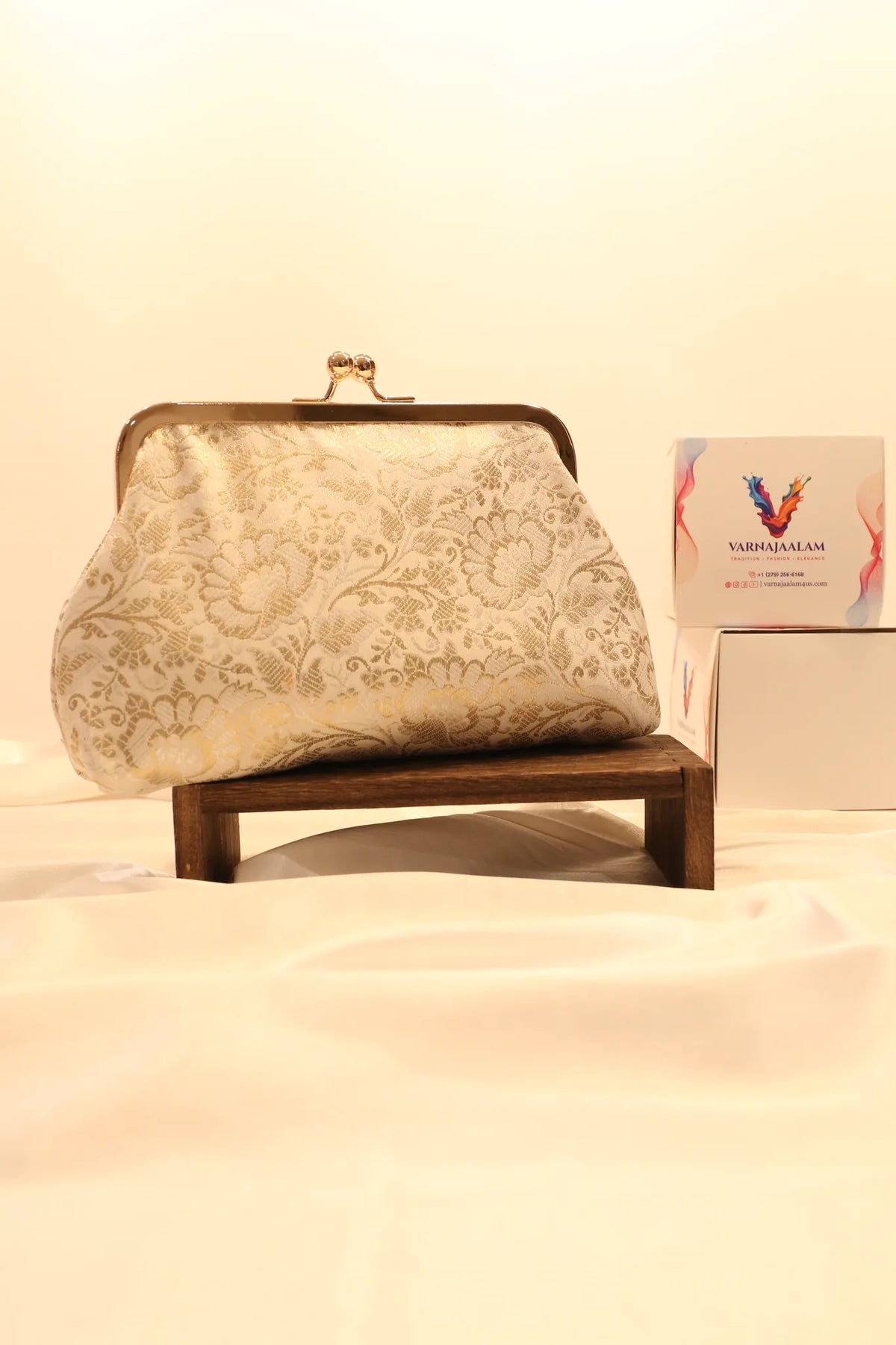 Banarasi brocade kiss-lock clutch