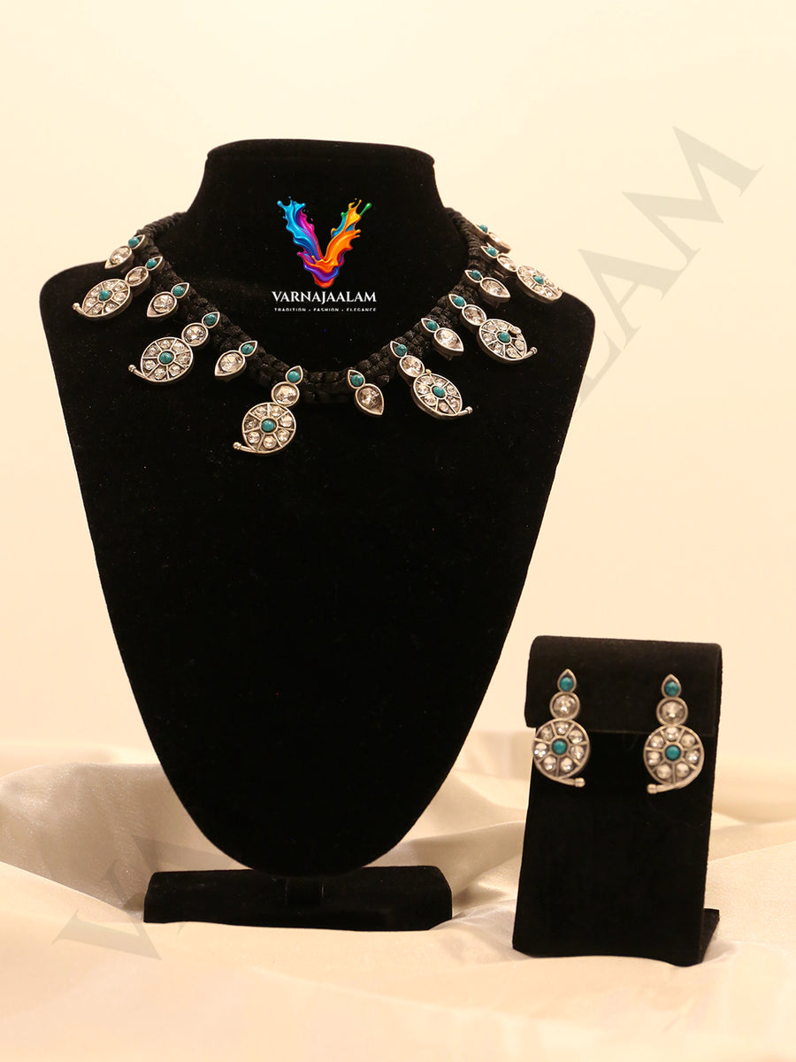 Imitation Jewellery - Style 11