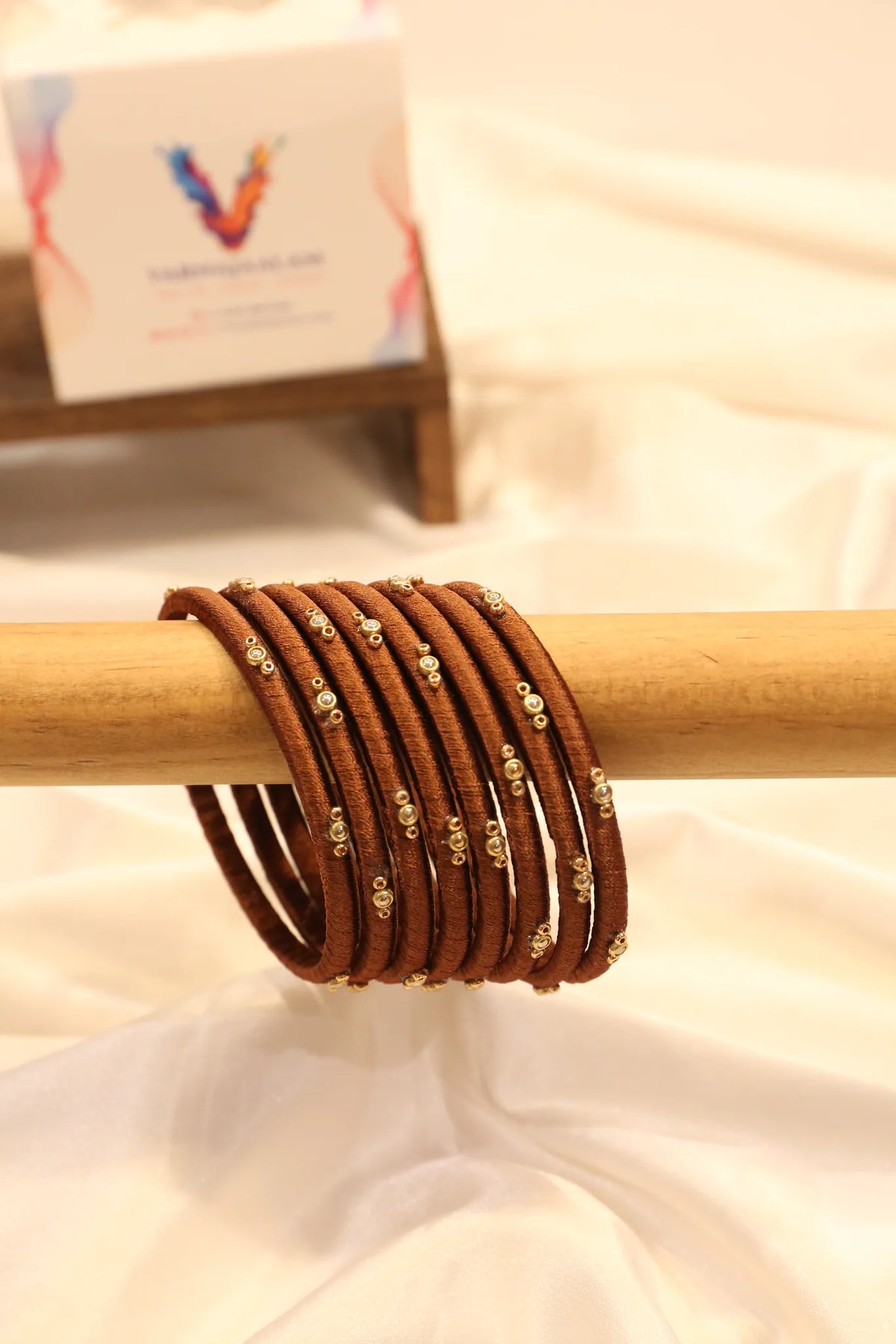 Handcrafted thin thread-wrapped bangle - Brown